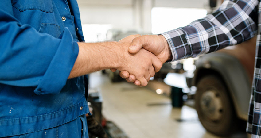 How Can SEO Help Your German Auto Repair Shop With the Hiring Process?